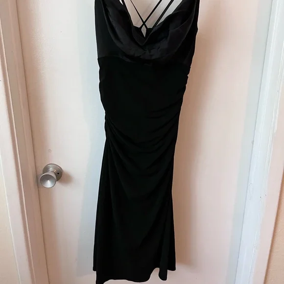 white christmas dresses Laundry By Shelli Segal Black Evening Dress Sleeveless V Neck 56